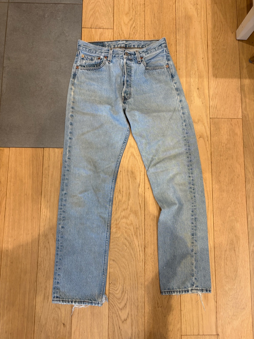 Vintage Levi's 501 90s Light Wash Straight Leg jeans